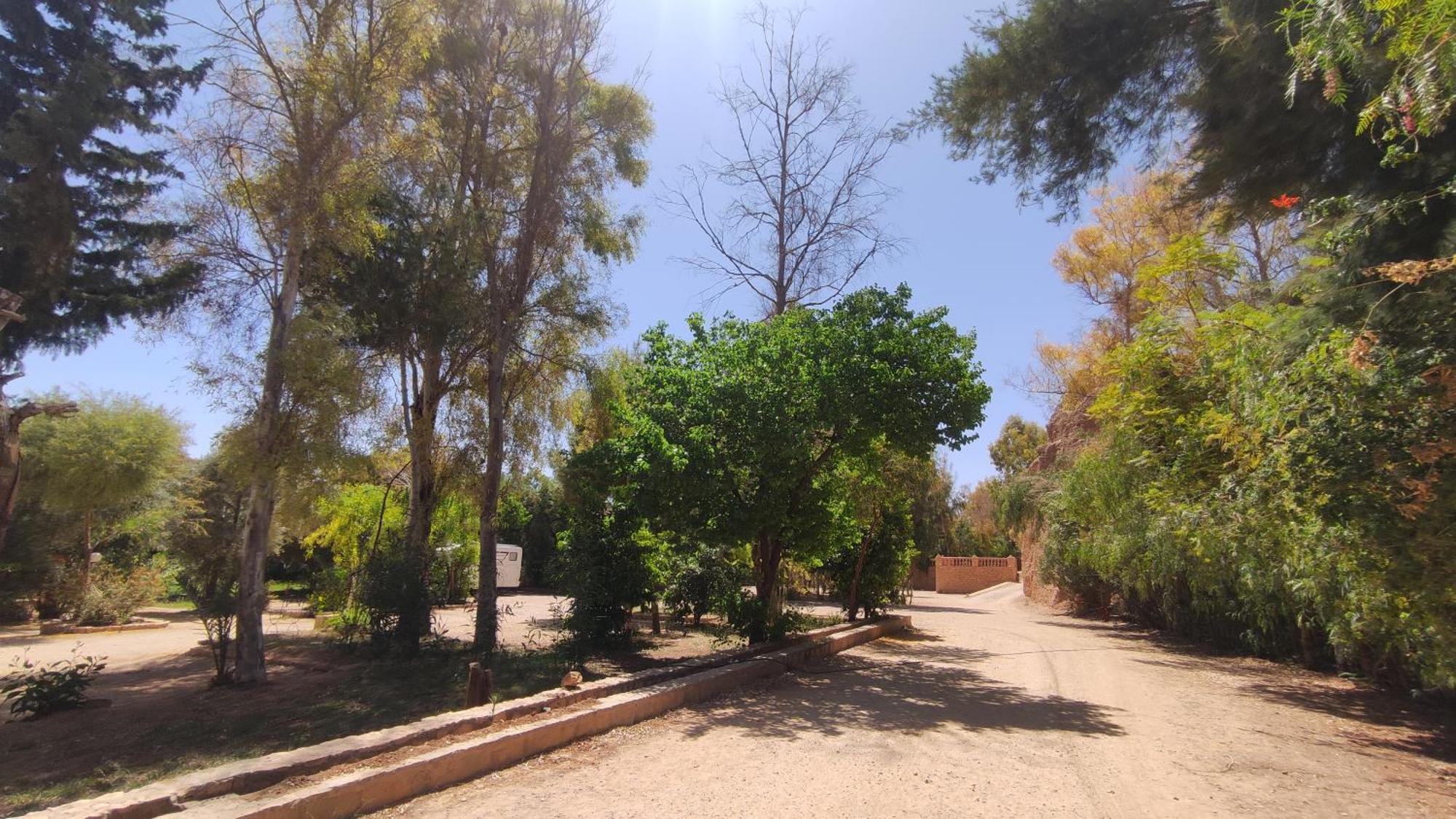 Hotel Camping Le Soleil Тингир Экстерьер фото
