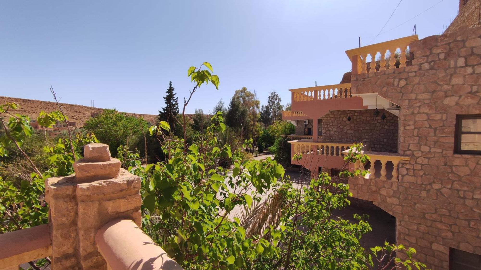 Hotel Camping Le Soleil Тингир Экстерьер фото